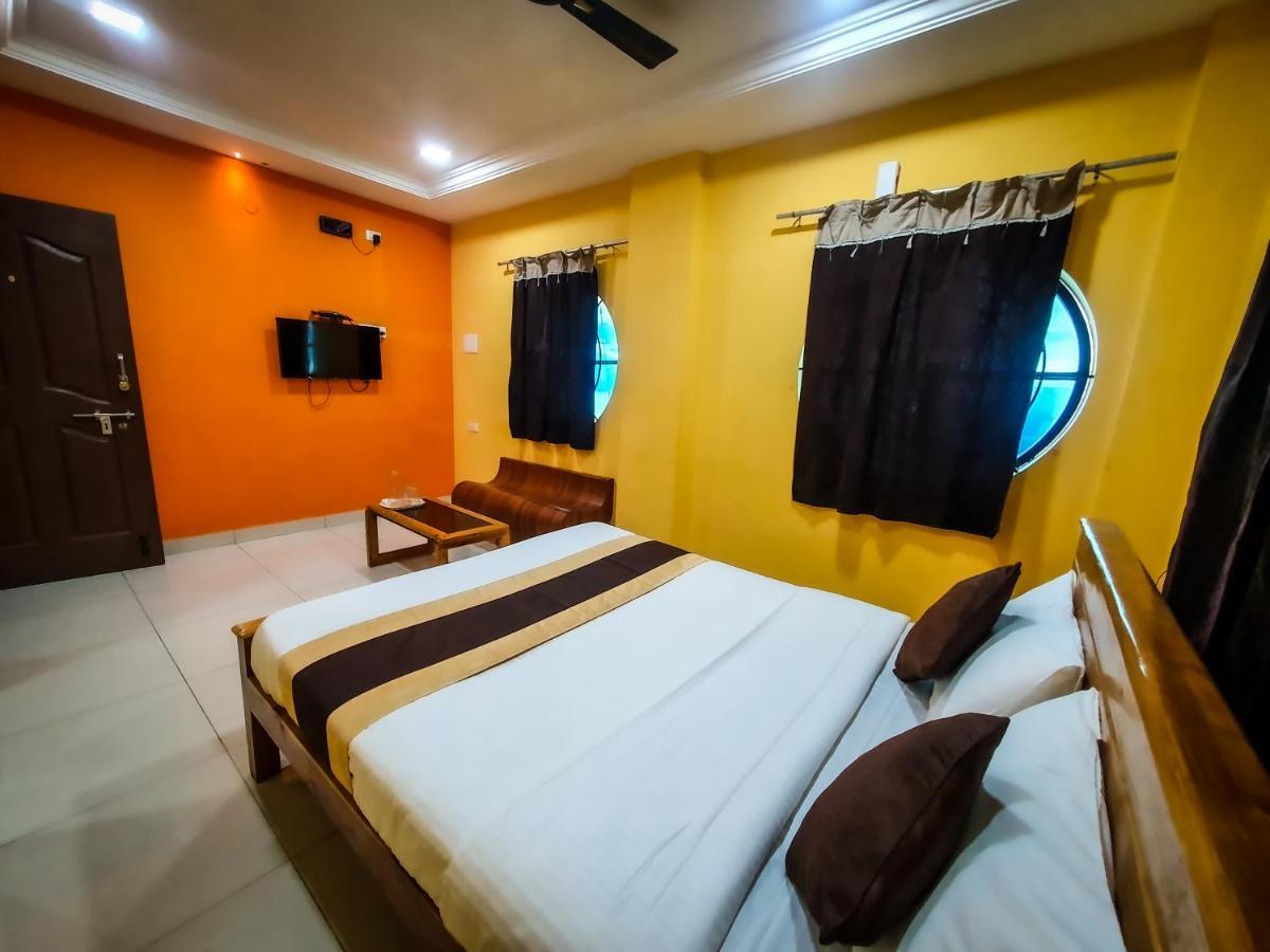 Le Hotel Host Tiruchirappalli Екстериор снимка